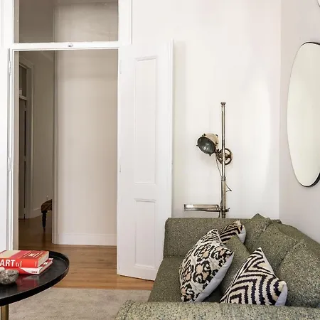 Lovelystay - The Wanderers Hideout Lisbon Exterior photo
